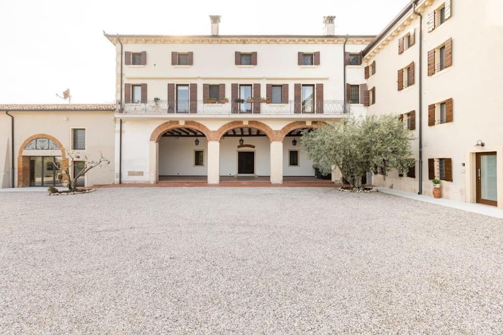 Verdeolivo 1876 - Apartments & Pool Mezzane di Sotto ภายนอก รูปภาพ