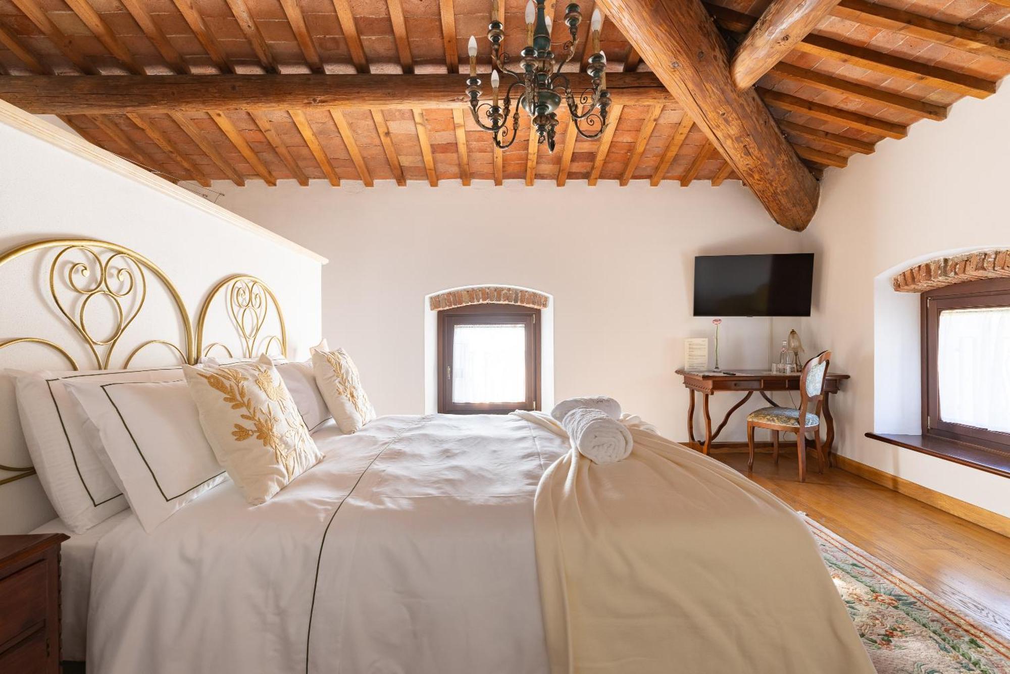 Verdeolivo 1876 - Apartments & Pool Mezzane di Sotto ภายนอก รูปภาพ